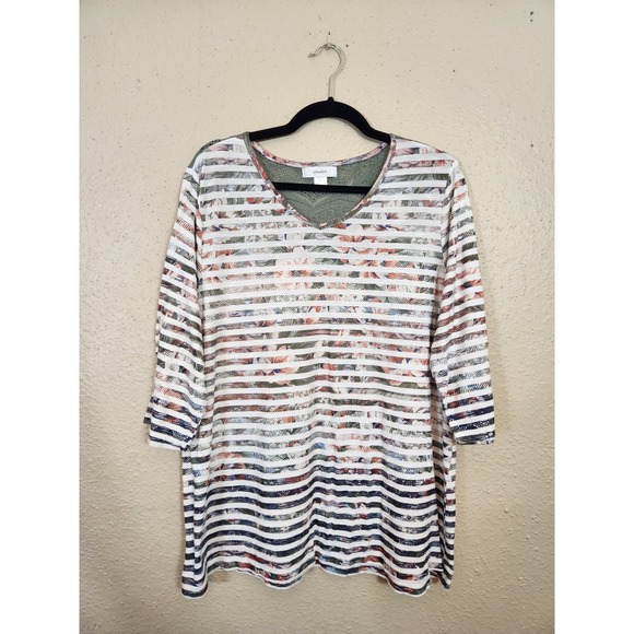 CJ Banks Striped Floral Print 3/4 Sleeve V-Neck Tunic Top Plus Size 2X‎ - Picture 1 of 6